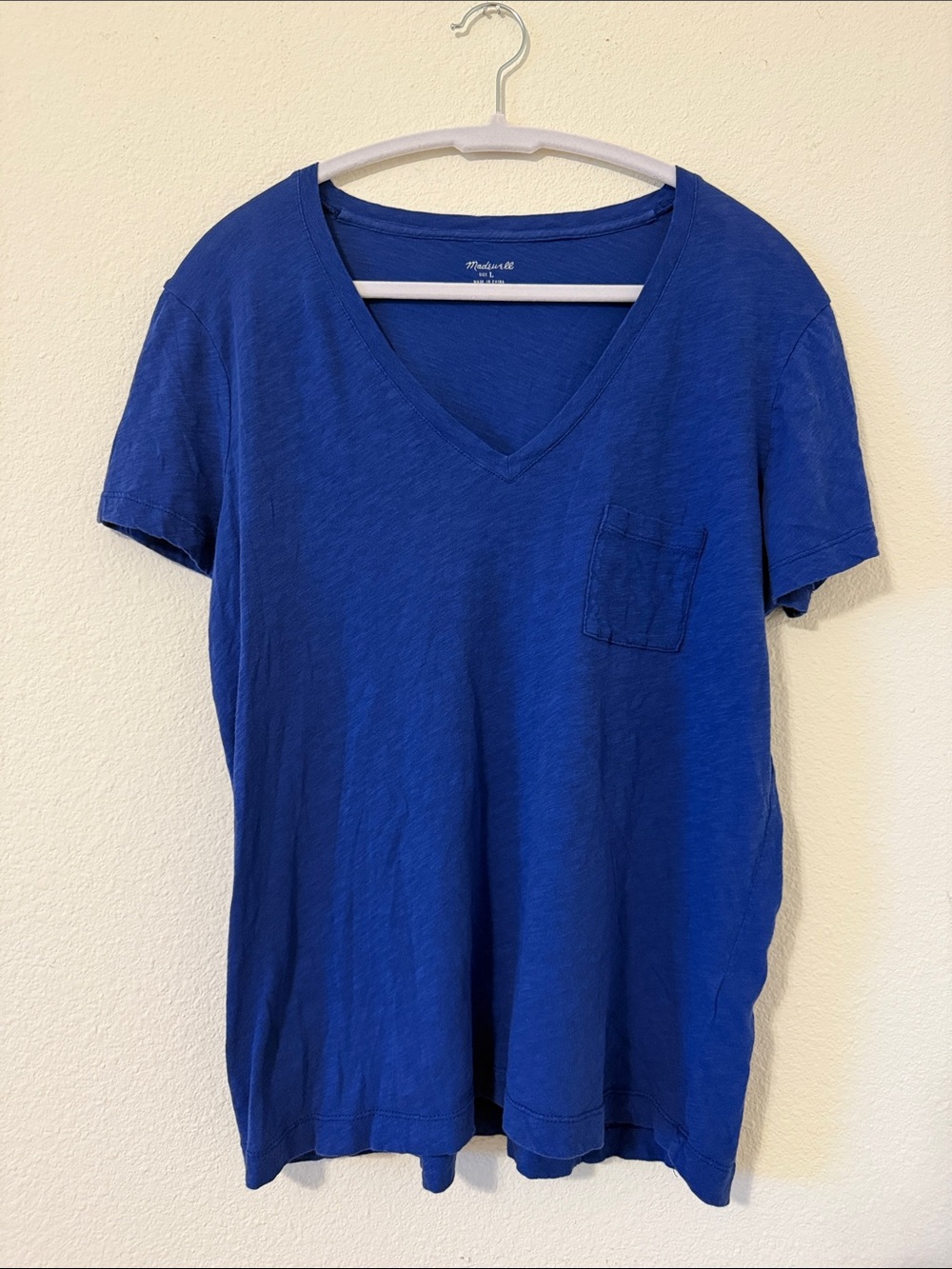 Madewell size large blue short sleeve v-neck pocket t-shirt